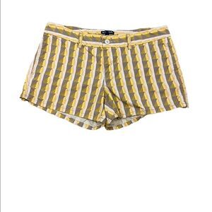 GAP Hadley Cotton Printed Colourful Casual Mid Rise Short 10